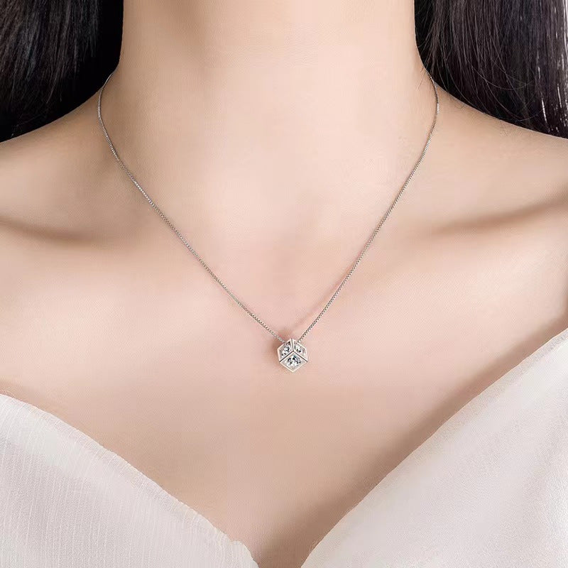Sterling Silver Pendant Necklace with Zirconia for Daily and Gift Wear