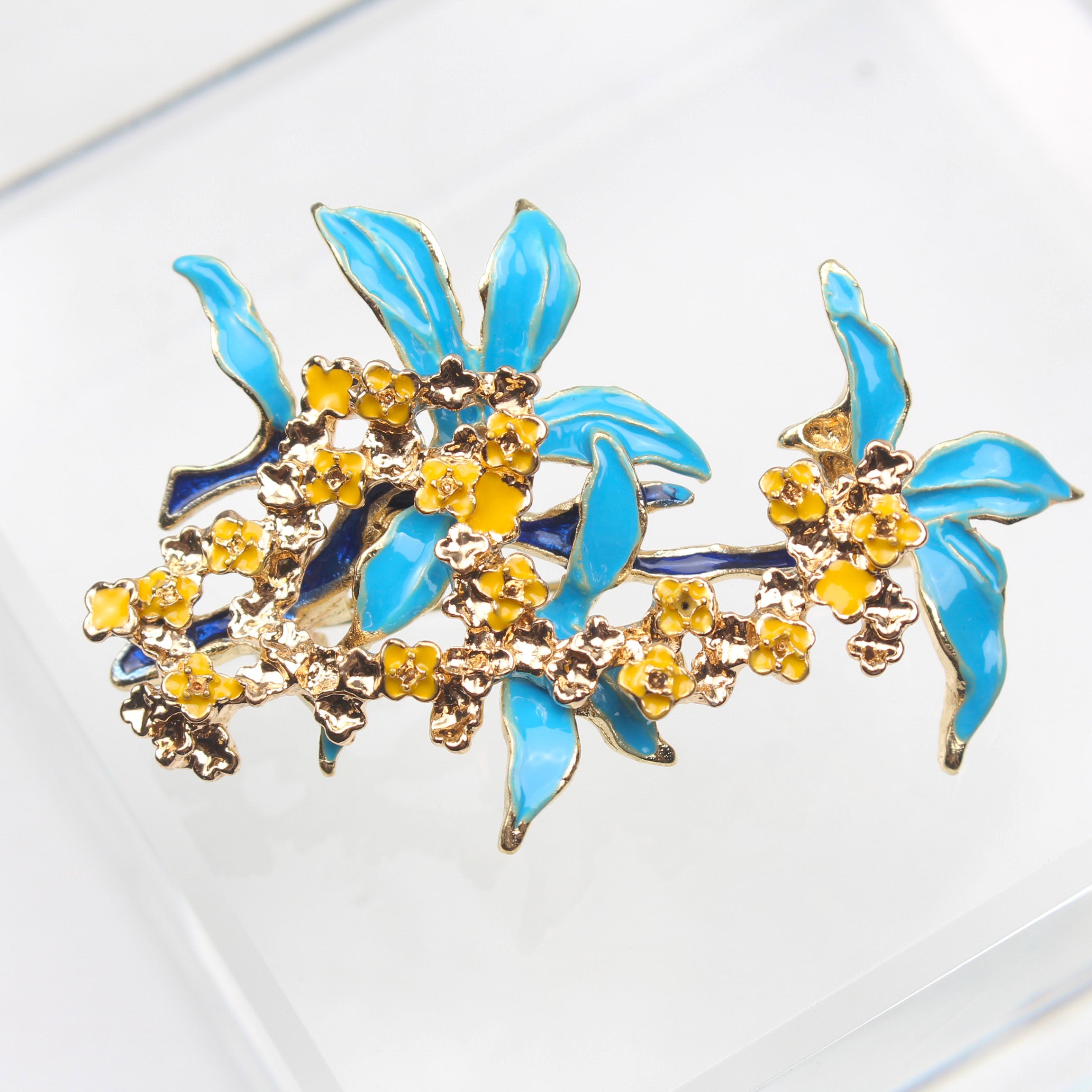 Женский брошь с цветком османтуса, эмалированная булавка, винтажный стиль, корсаж для платьев и свитеров