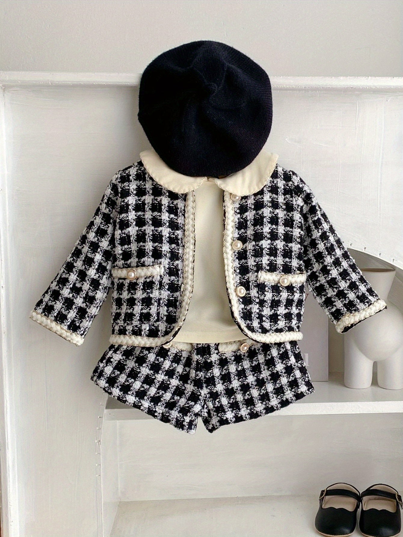 Children's Two-Piece Outfit with Checkered Shirt Jacket and Shorts for Spring and Autumn