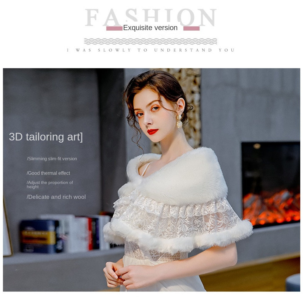 Elegant Bridal Shawl in Baroque Style with White Fur and Lace for Weddings