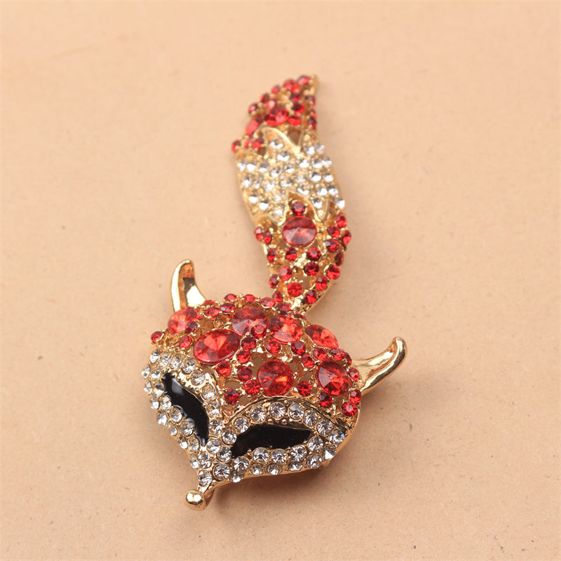 Chic Fox Emal va Rhinestone Brosh - Sviterlar, Palto va Kardiganlar uchun Zamonaviy Vintage Aksessuar