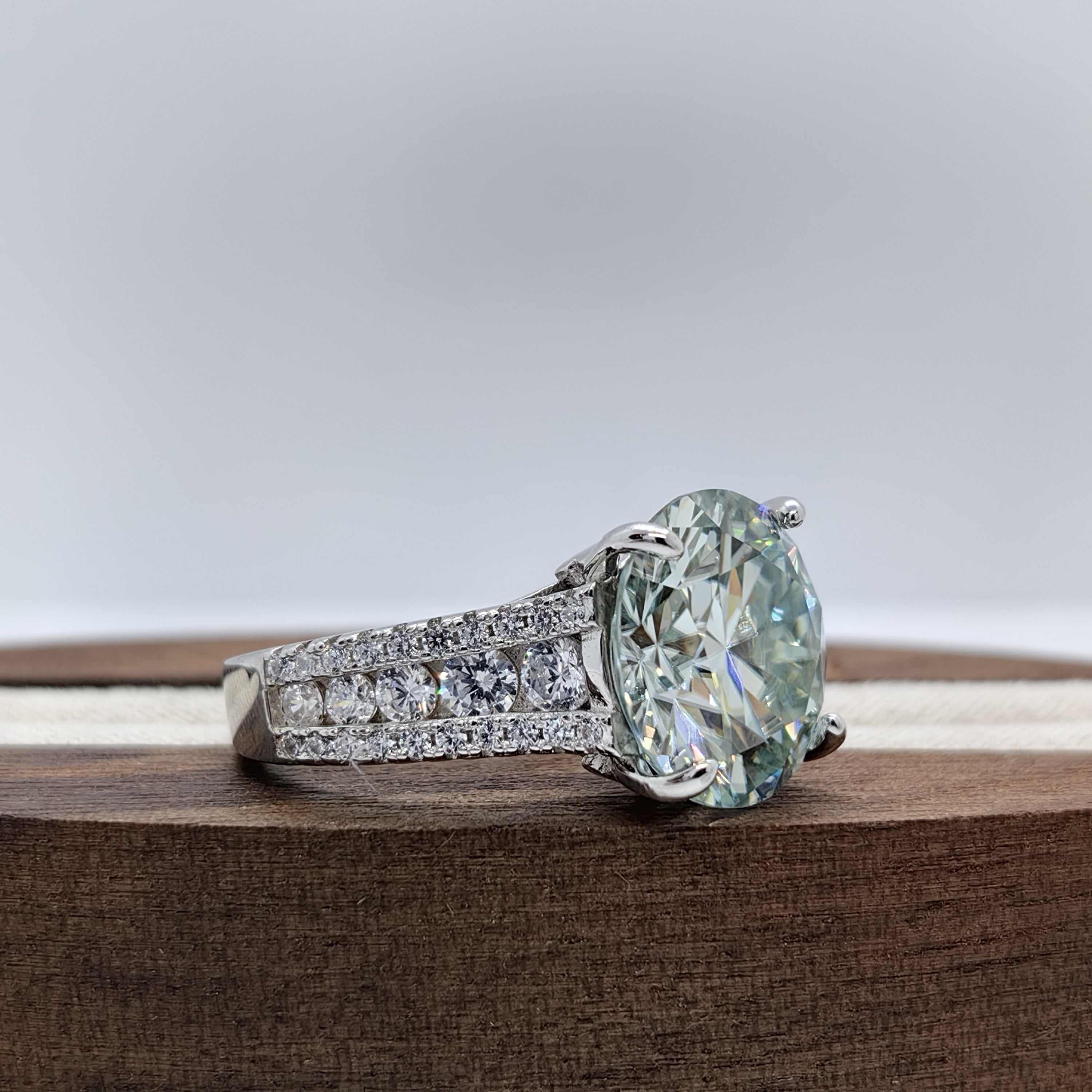 10 Carat Moissanite Engagement Ring in Silver for Weddings and Special Occasions