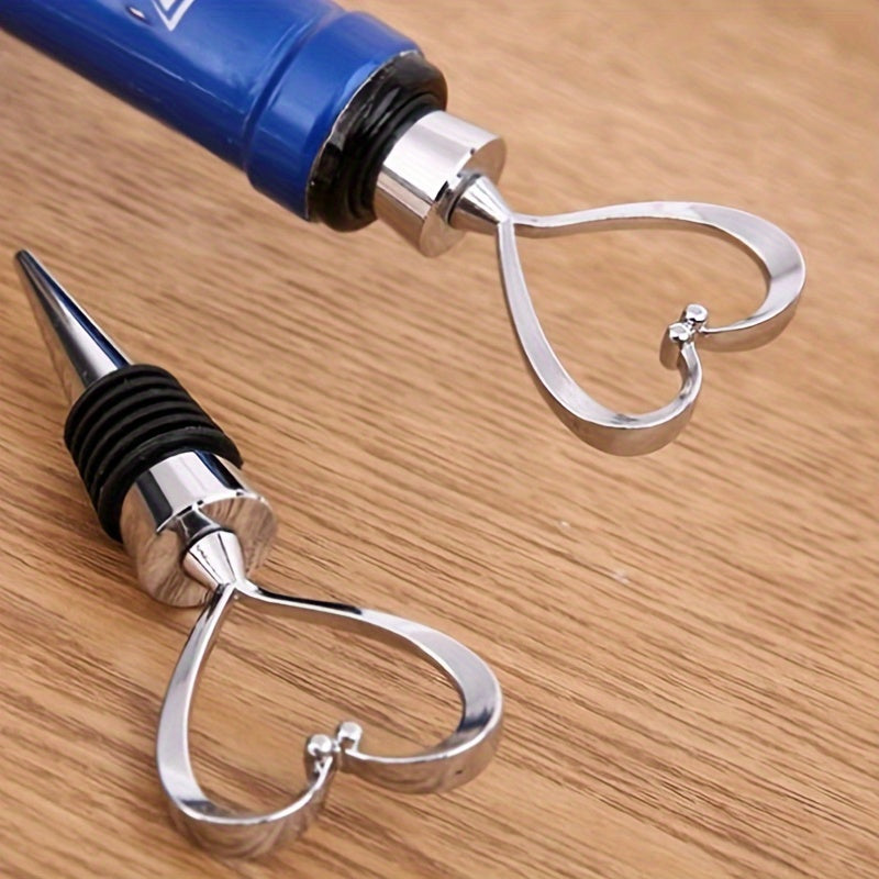 Plastic Wine Stopper Heart-Shaped Keeps Wine Fresh Reusable Bar Accessory