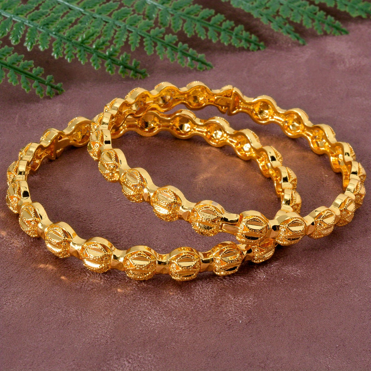 Luxury Gold Copper Bracelet Set for Women Geometric Carved Round Jewelry Gift for Wedding and Gift