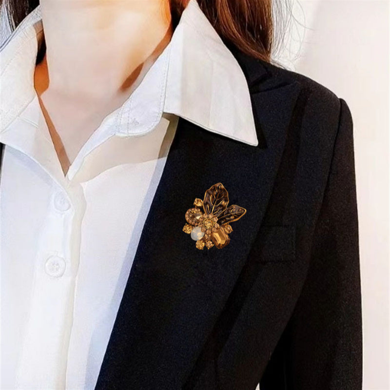 Floral Rhinestone Brooch for Women Fashion Accessory Gift Embellishment
