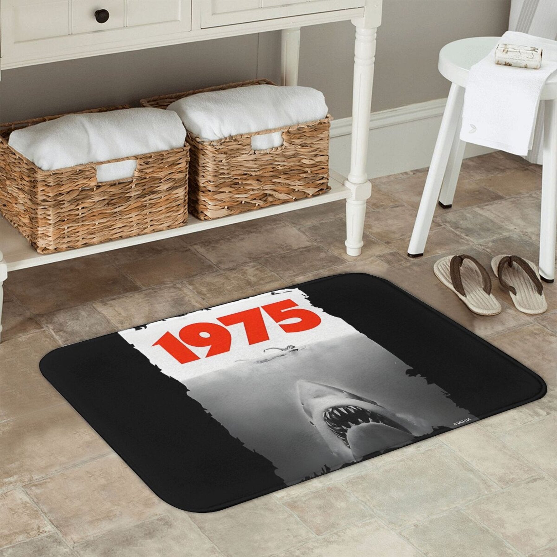 Jaws Fan-Inspired Bathroom Mat Lightweight Polyester Rug Machine Washable Rectangle Shape