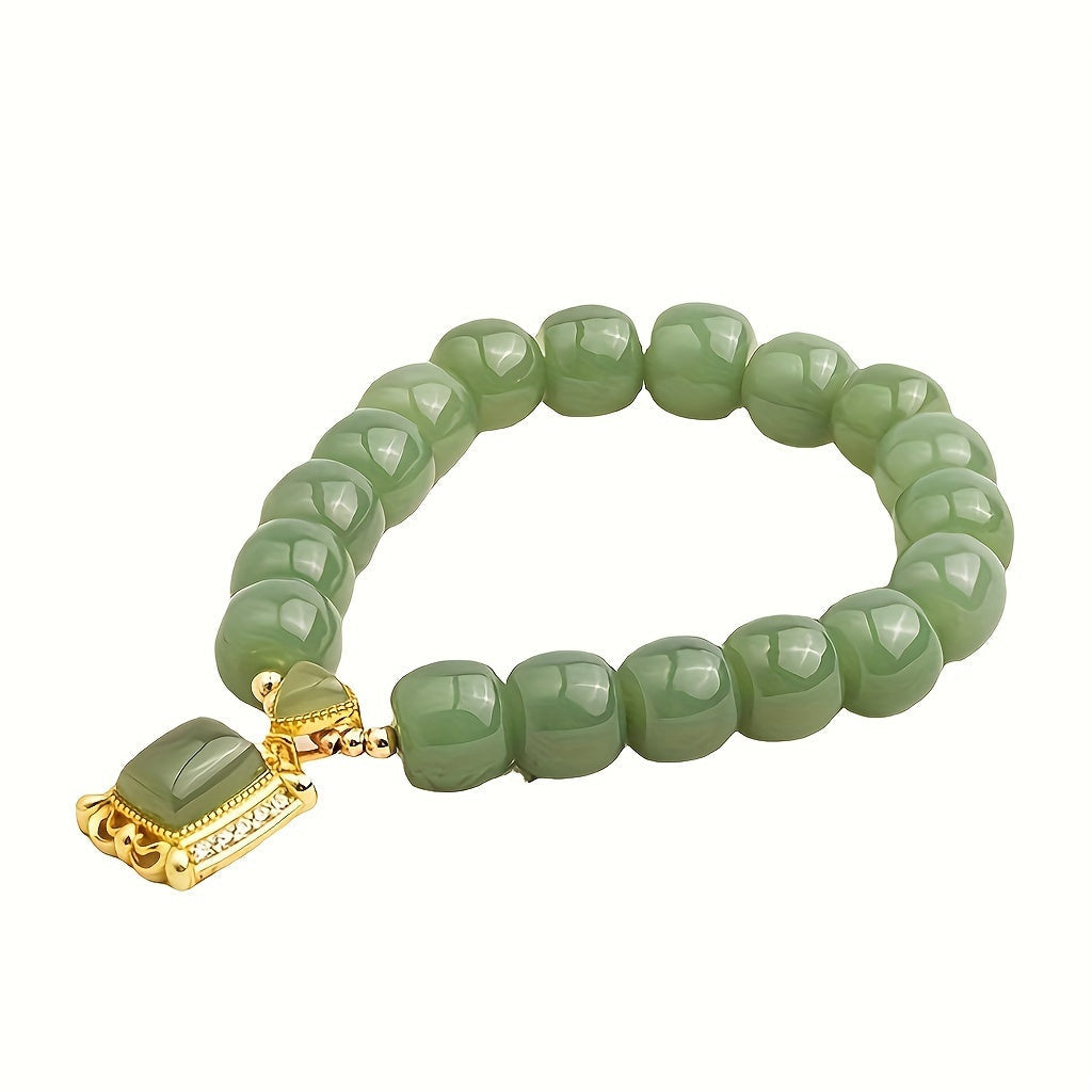 Green Jade Bracelet with Imitation Jade Pendant for Women Stylish Jewelry