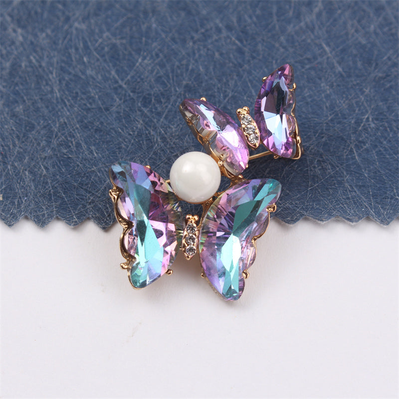 Butterfly Brooch Pin with Rhinestones and Pearl for Clothing Bags Hats Jewelry