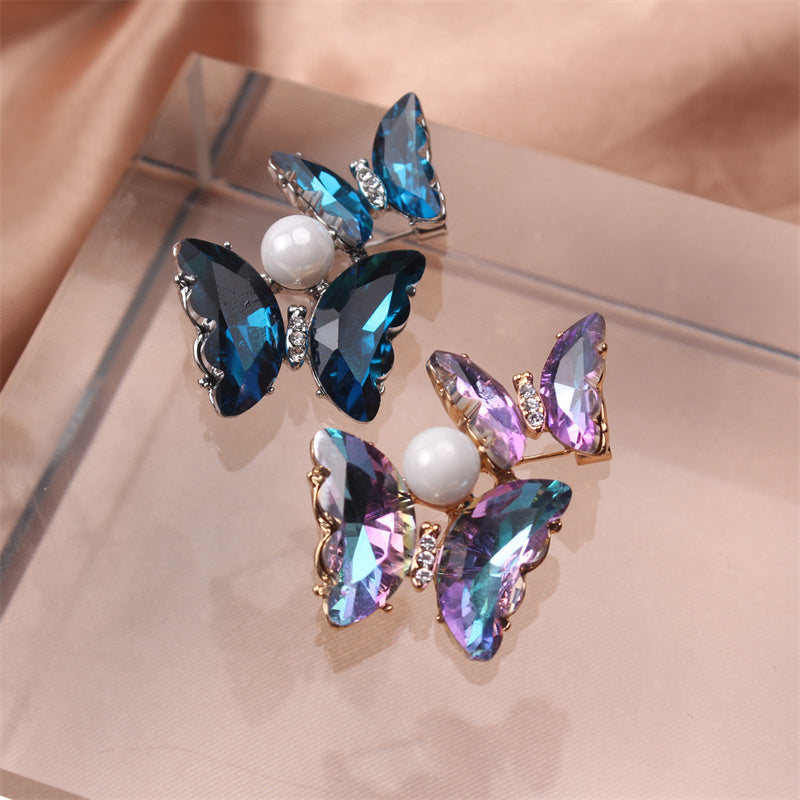 Butterfly Brooch Pin with Rhinestones and Pearl for Clothing Bags Hats Jewelry