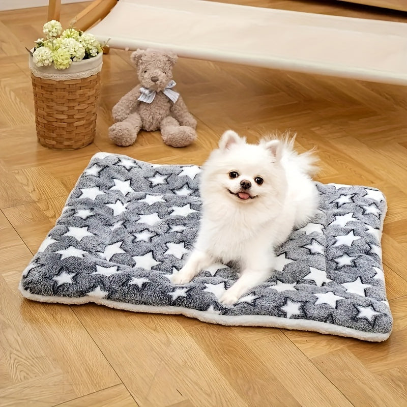 Luxurious Plush Flannel Pet Mat for Cats and Dogs Non-Slip Machine Washable Extra-Thick