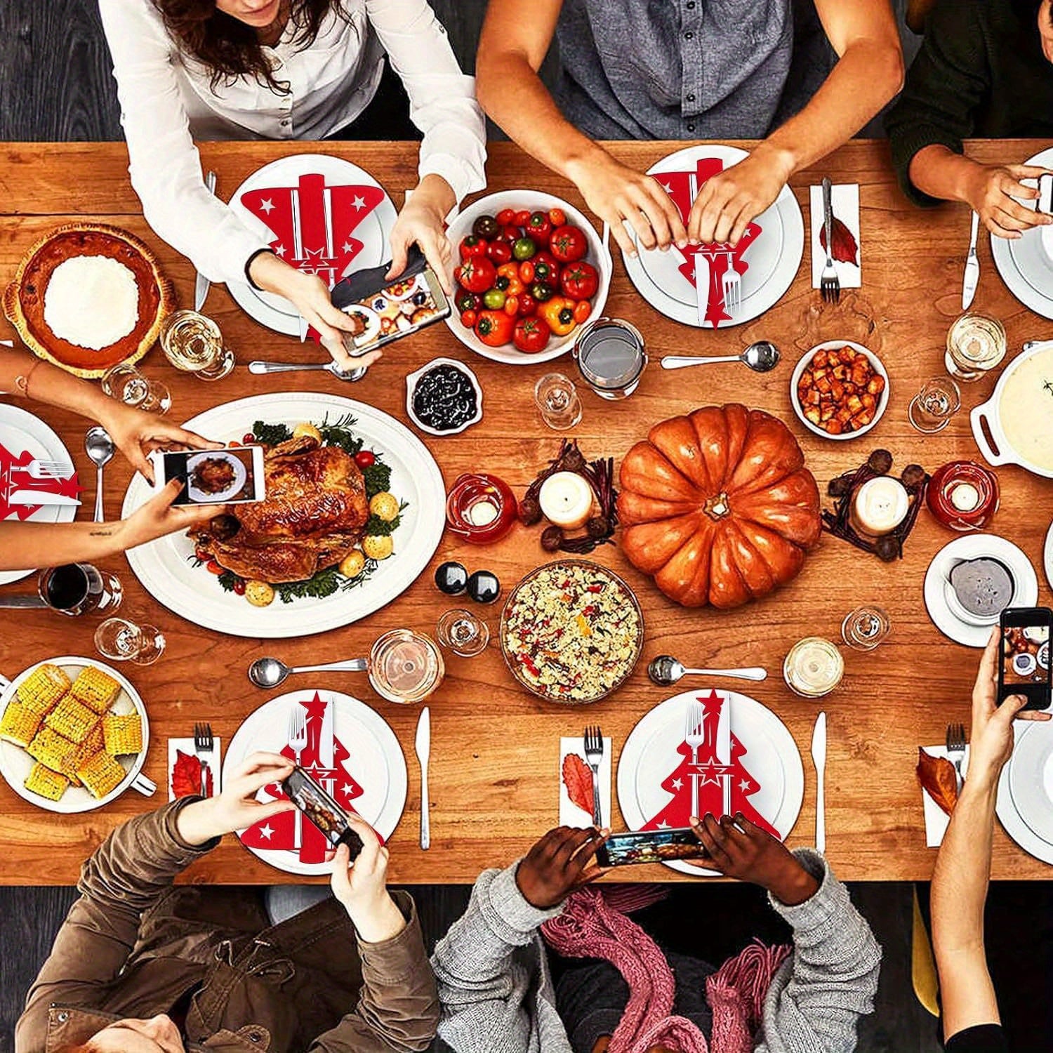 Christmas Red Star-Decorated Cutlery Holder for Holiday Dining