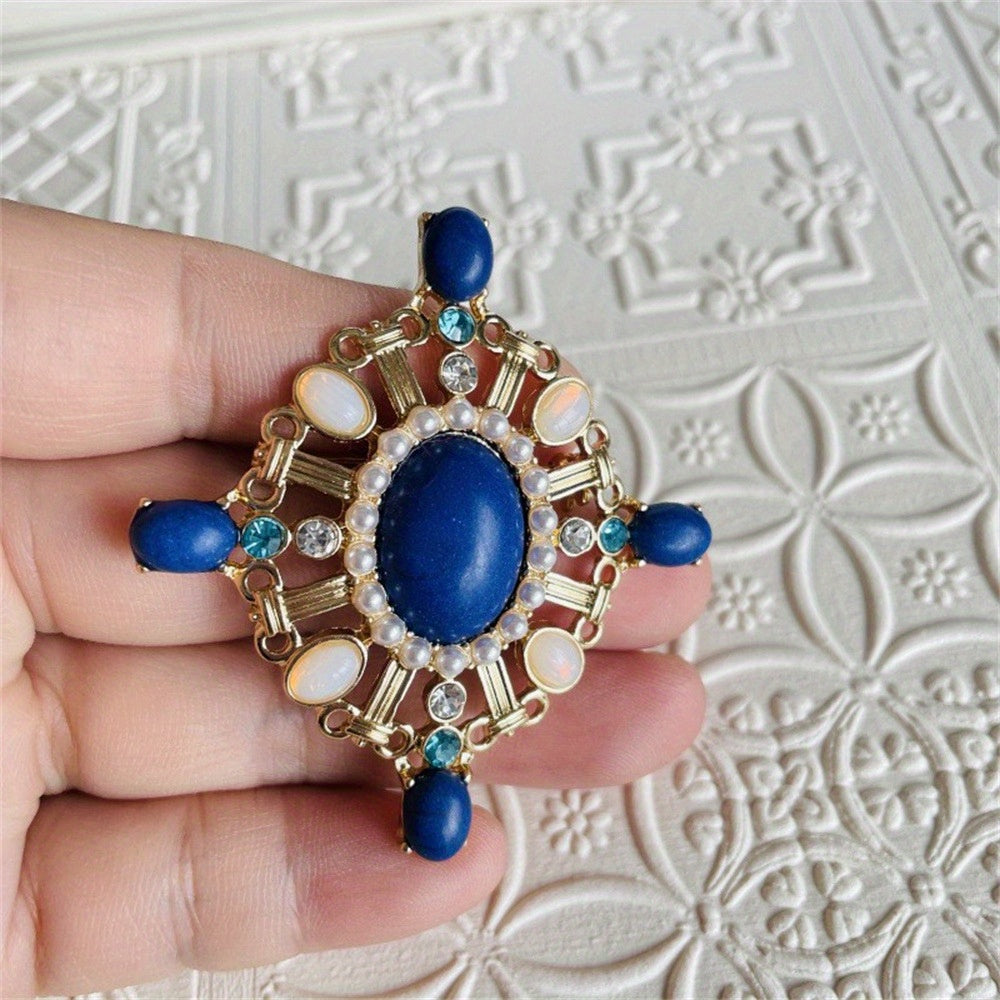 Vintage Enamel Brooch Pin with Baroque Lady Design and Rhinestones