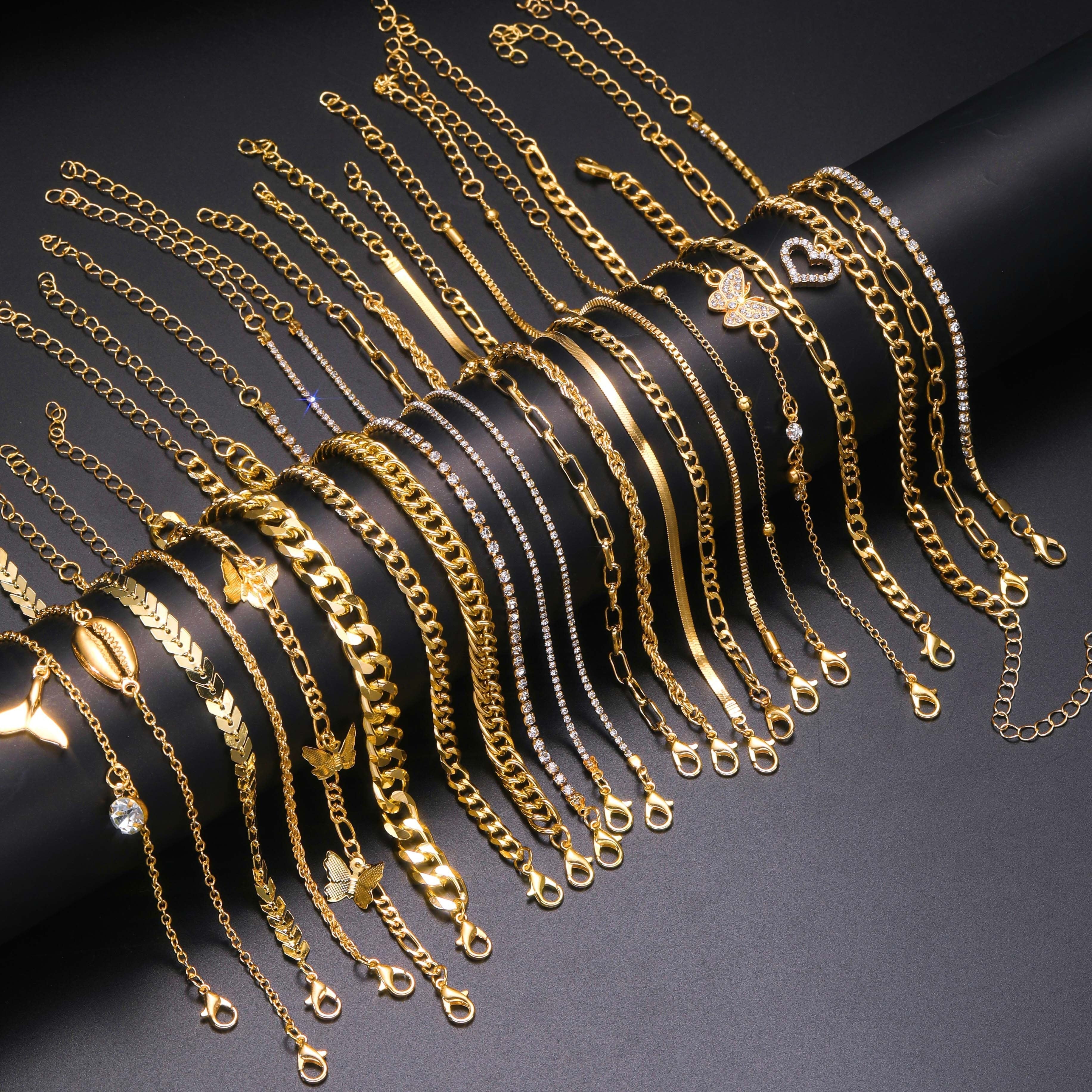 17 ta Elegant Oltin Rangli Bilaguzuklar to'plami, Qush, Bo'sh, va Qobiq Charmalari bilan - Vintage Boho Chic Uslubidagi Ayollar Moda Zargarlik Buyumlari, Norasmiy Kiymlar Uchun Mukammal