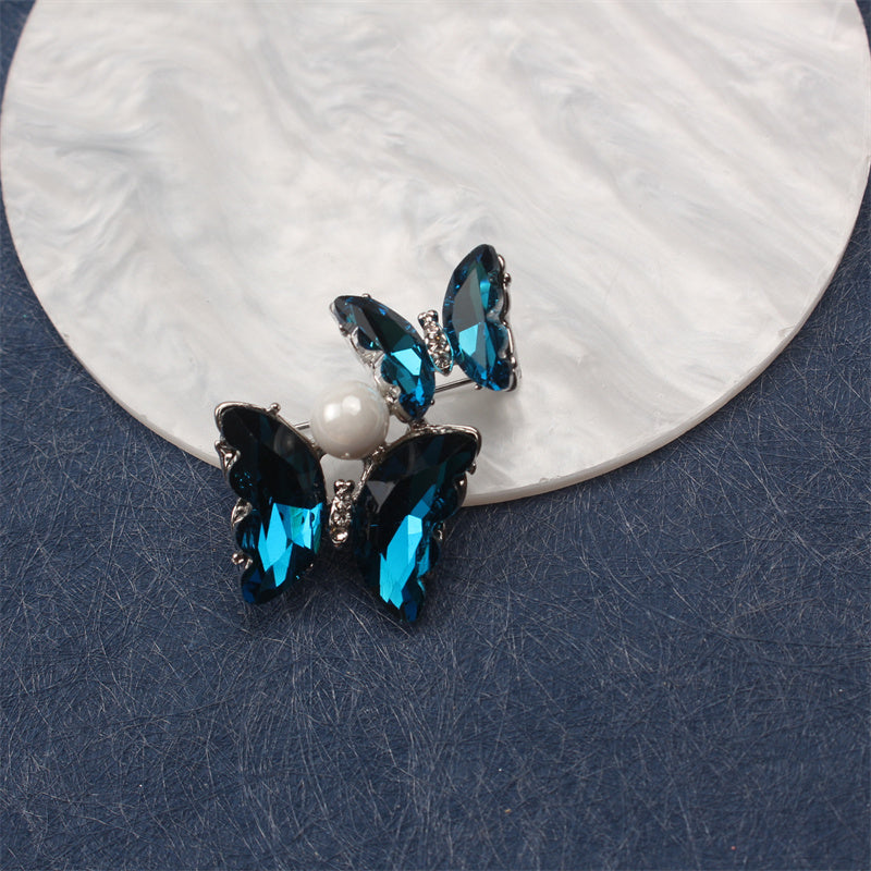 Blue Butterfly Brooch for Women Enamel Pearl Alloy Ombre Blazer Pin