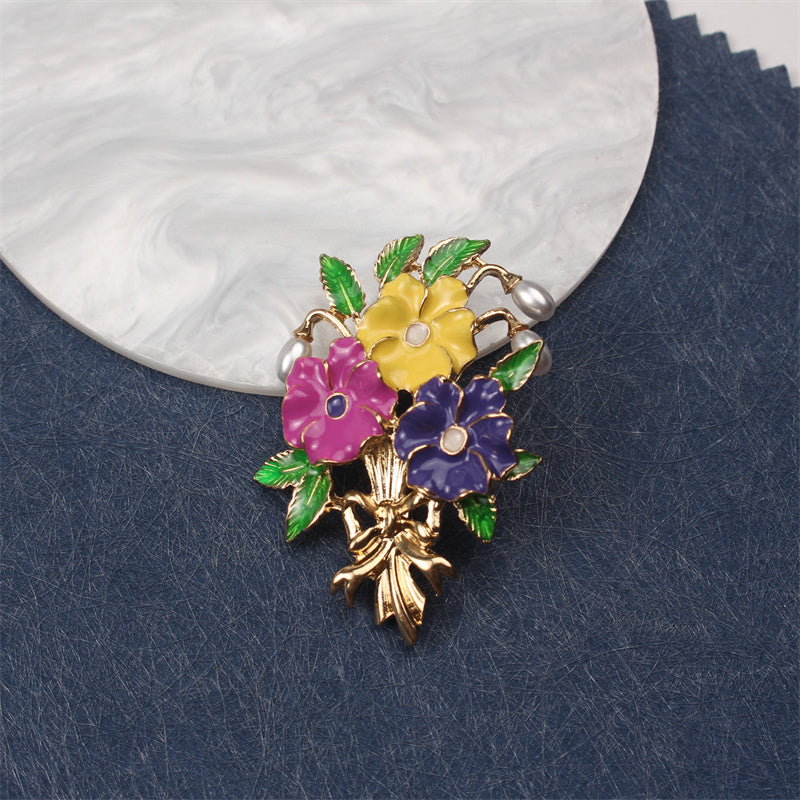 Enamel Flower Brooch for Women Alloy Irregular Shape Minimalist Jewelry Accessory