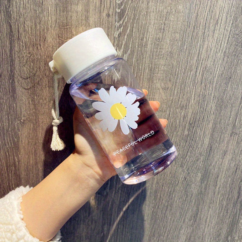 Leakproof Water Bottle with Chrysanthemum Print BPA-Free Plastic for School Outdoor Use