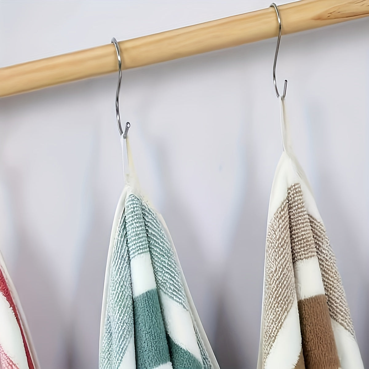 4-Piece Ultra-Soft Coral Fleece Hand Towels Quick-Dry Absorbent Bathroom Set 34.8cm x 74.9cm