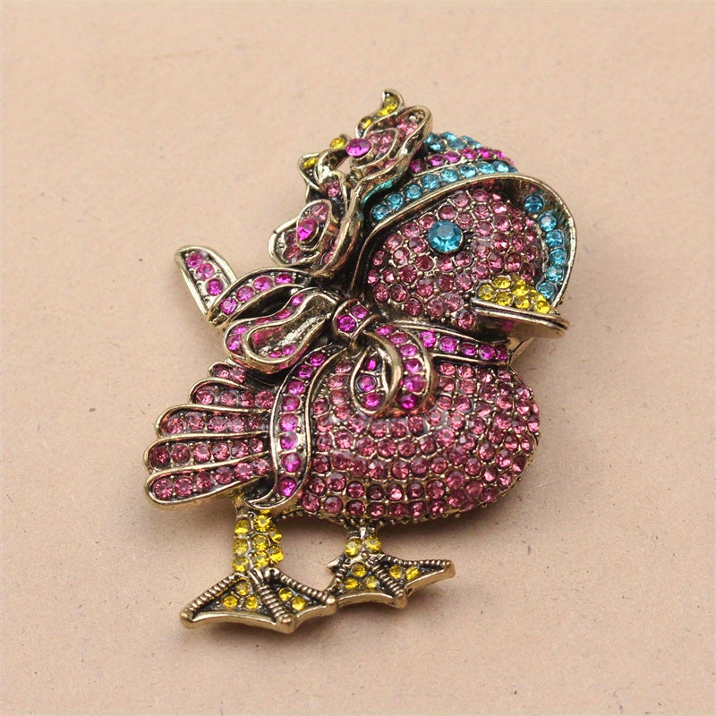 Retro-Inspired Rhinestone Duck Brooch Oversized Cartoon Animal Pin for Trendy Wardrobe