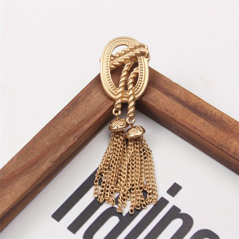 O'ziga xos Vintage Alloy Brooch Pin, Fringe Dizayni bilan - Ayollar uchun Qiziqarli Moda Aksessuari, Mat Gold Tassel Tafsilotlari bilan, Mukammal Yaratilish Hediye