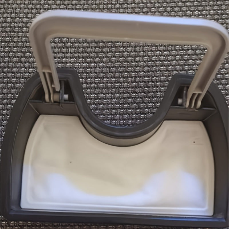 Совместимо с моделями пылесосов SC43, SC44, SC45 Series Aspirapolvere, этот набор из 3 пластиковых насадок для пола включает в себя заменяемый фильтр из поролона DJ97-01040C.