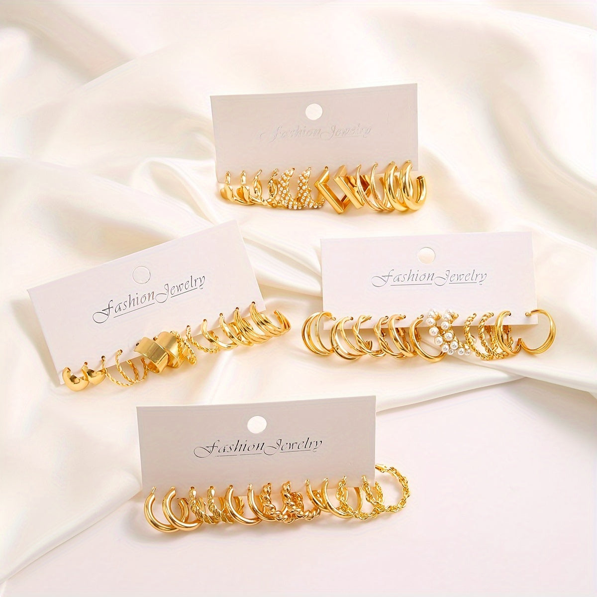 Ayollar uchun vintage halqali sirg‘alar, sun’iy marjon bilan bezatilgan, zanglamaydigan po‘latdan tayyor, 48 ta to‘plam