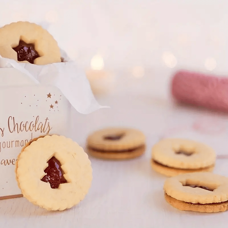 Pair of 2 Stainless Steel Cookie Cutters for Holiday Shapes, Durable Biscuit Molds