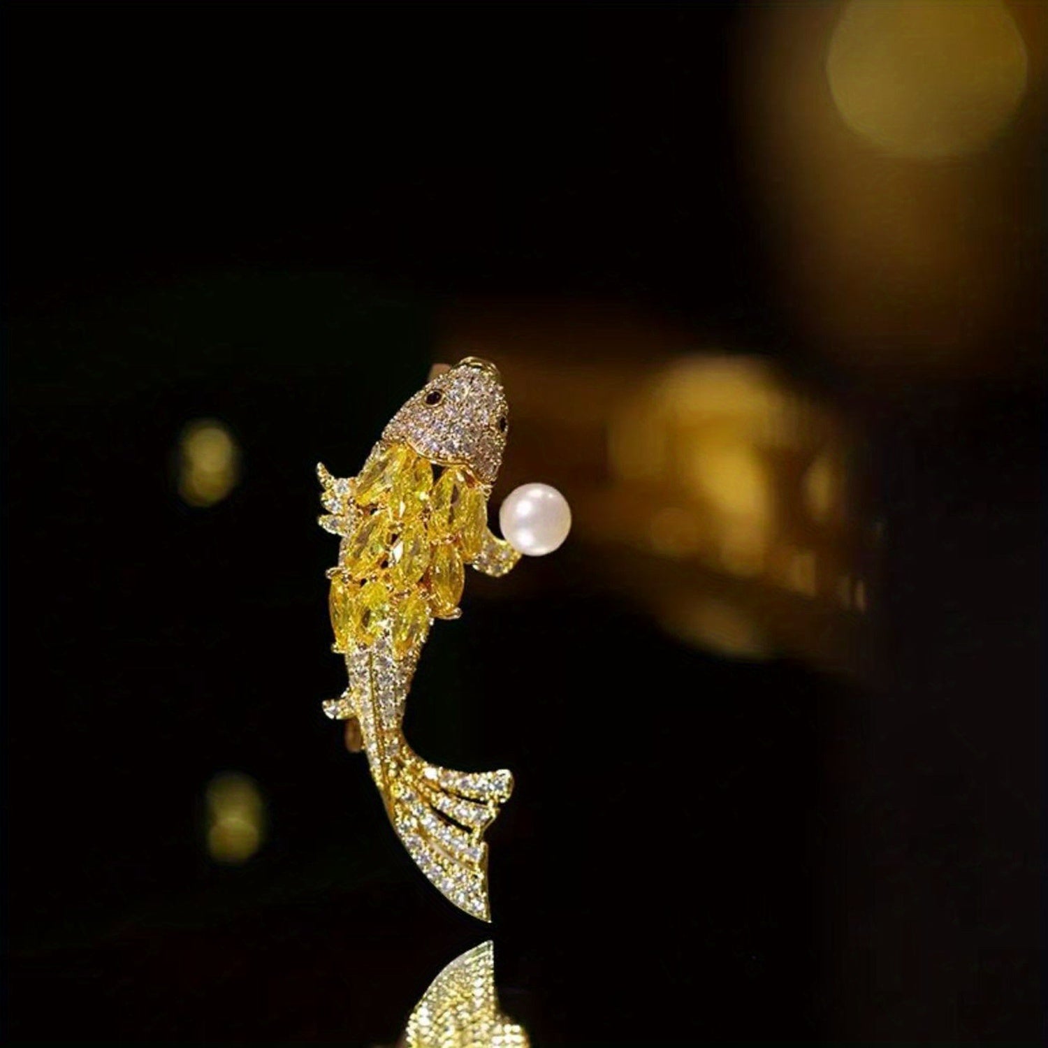 Vintage Style Animal-Shaped Brooch and Pendant Necklace with Alloy Pearl and Cubic Zirconia for Women