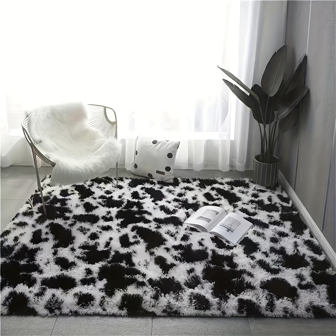 Plush Faux Fur Area Rug for Bedroom Living Room Decor Thick Soft Non-Slip
