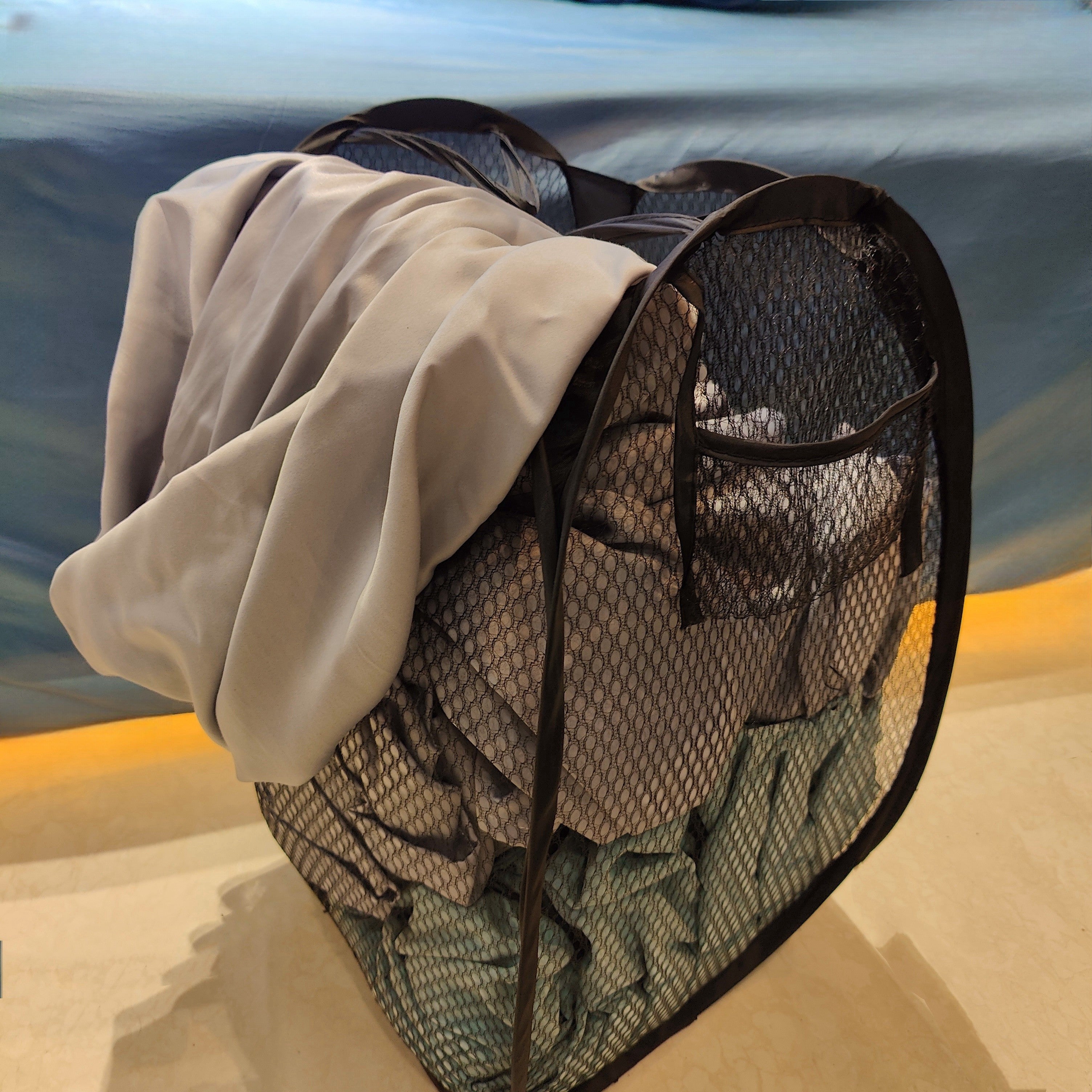 Large Foldable Mesh Laundry Basket with Handles Spacious Round Organizer for Dirty Clothes