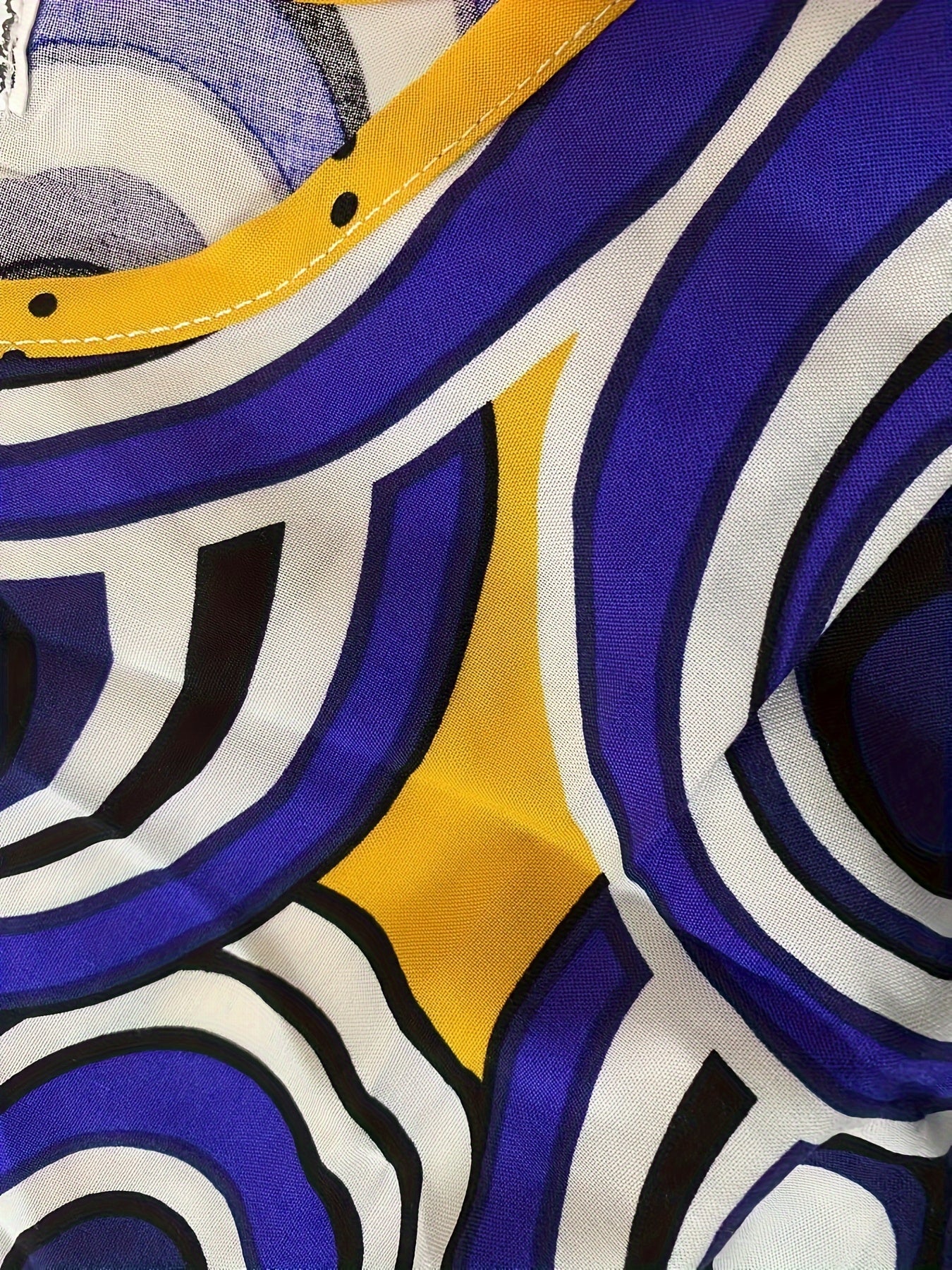 Plus o'lcham rayon aralashmasi bilan tikilgan kaftan maxi kiyi shalv bilan