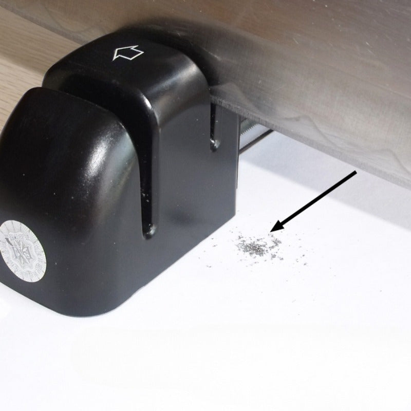 FUMIN-158 Qoʻllanma oshxona pichogʻini silliqlash qurilmasi, kundalik oshxona foydalanishi uchun olib tashlanadigan maydalash boshiga ega, bardoshli plastmassadan tayyorlangan.