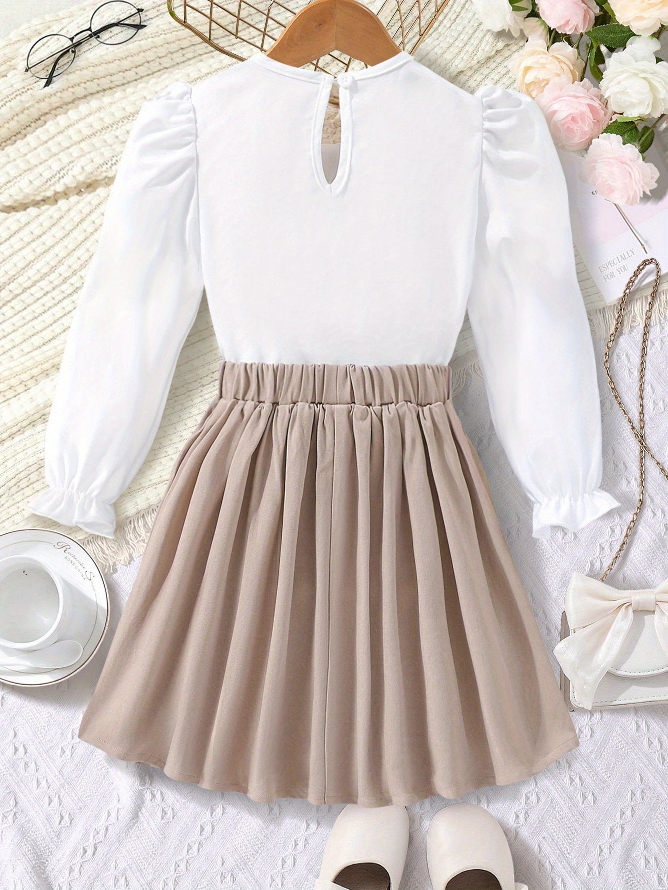 Девочкиная длинная рубашка с длинным рукавом и плиссированная юбка в комплекте для прогулок на свежем воздухе, весна и осень