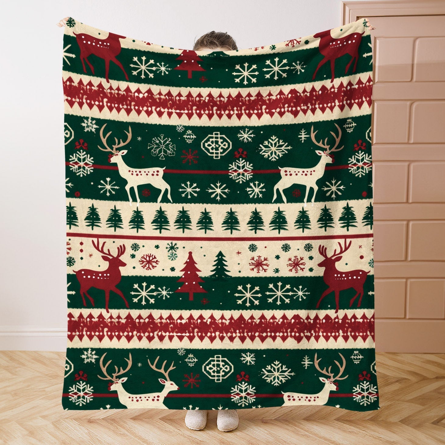 Festive Christmas Flannel Throw Blanket Cozy Warm Lightweight for Bed Couch and Outdoor