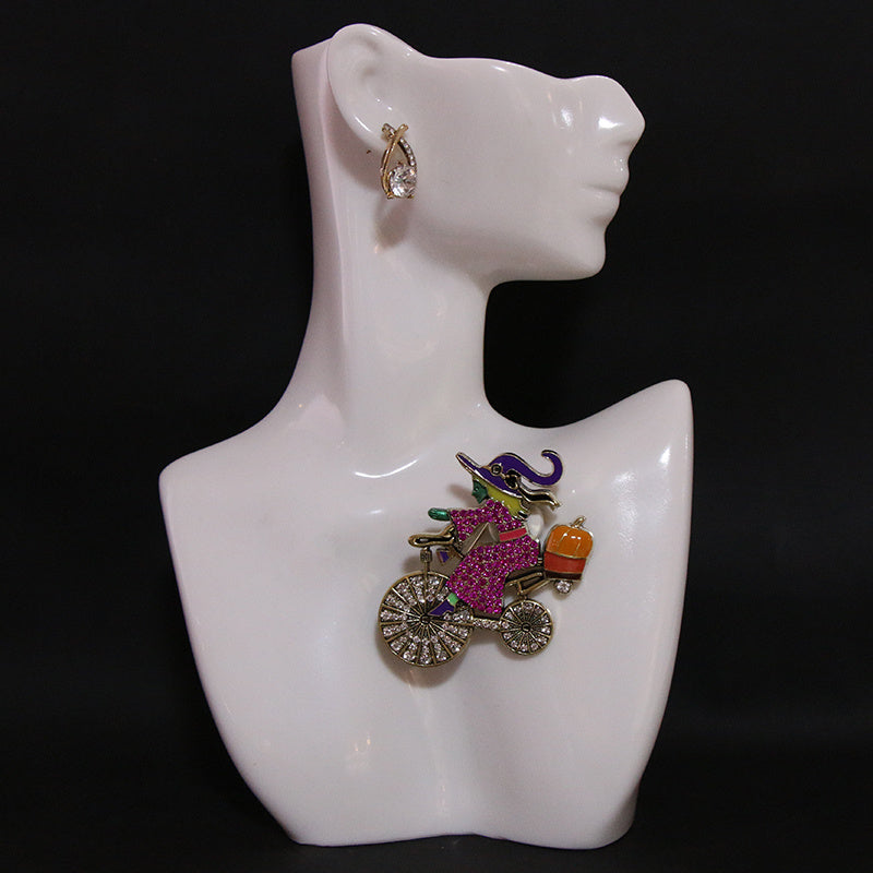 Vintage Baroque Witch Brooch Pin with Rhinestones Irregular Design for Ladies