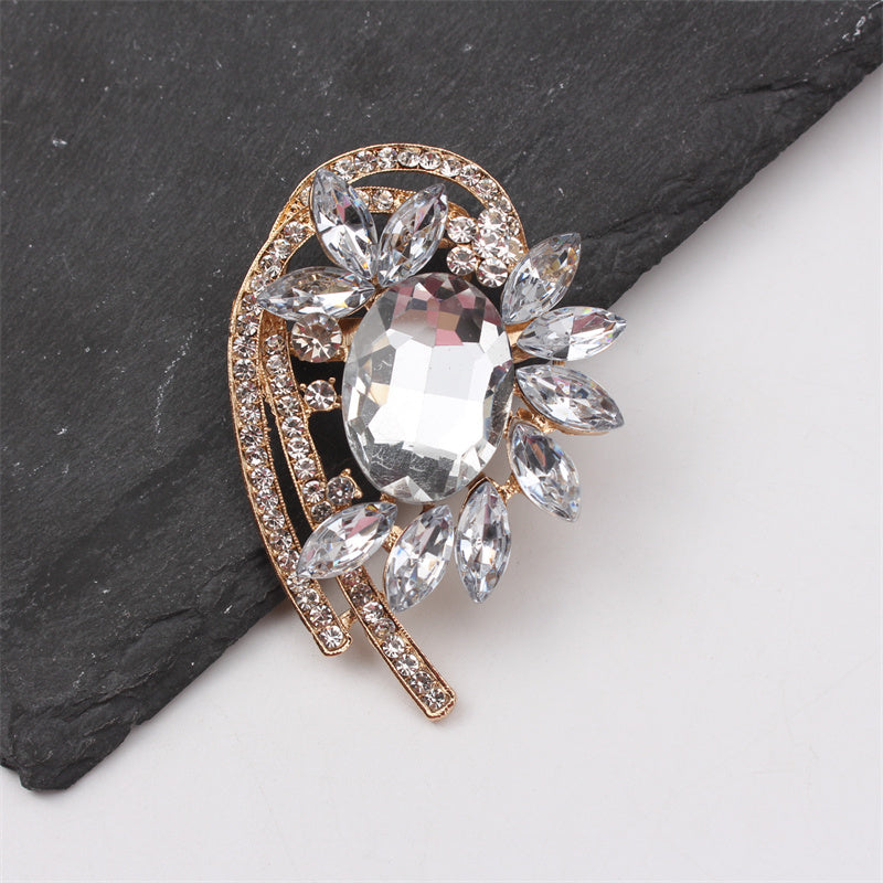 Elegant Rhinestone Brooch Pin for Women Jewelry Accessory