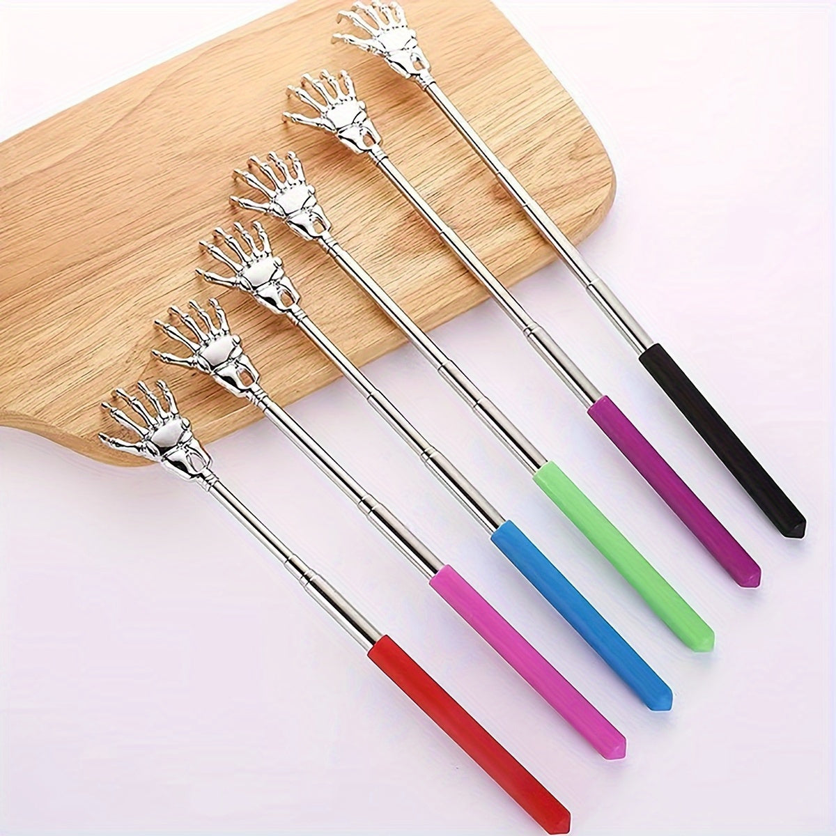 Extendable Stainless Steel Back Scratcher with Skeleton Hand Design, Adjustable Length 19.05cm to 69.85cm