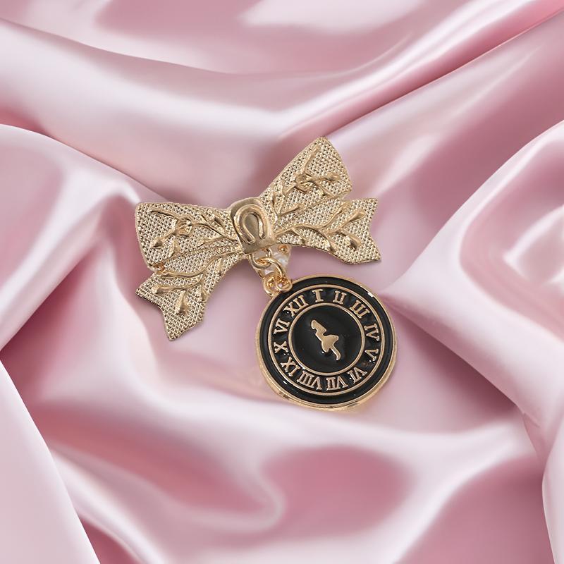 Vintage Evropa uslubidagi Alice Pearl Brooch Alloy noaniq shakli hashamatli dizayndagi zargarlik buyumlari ayollar uchun