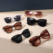 Conjunto de gafas de estilo bohemio para mujer con montura de plástico colorido y lentes antirreflejos