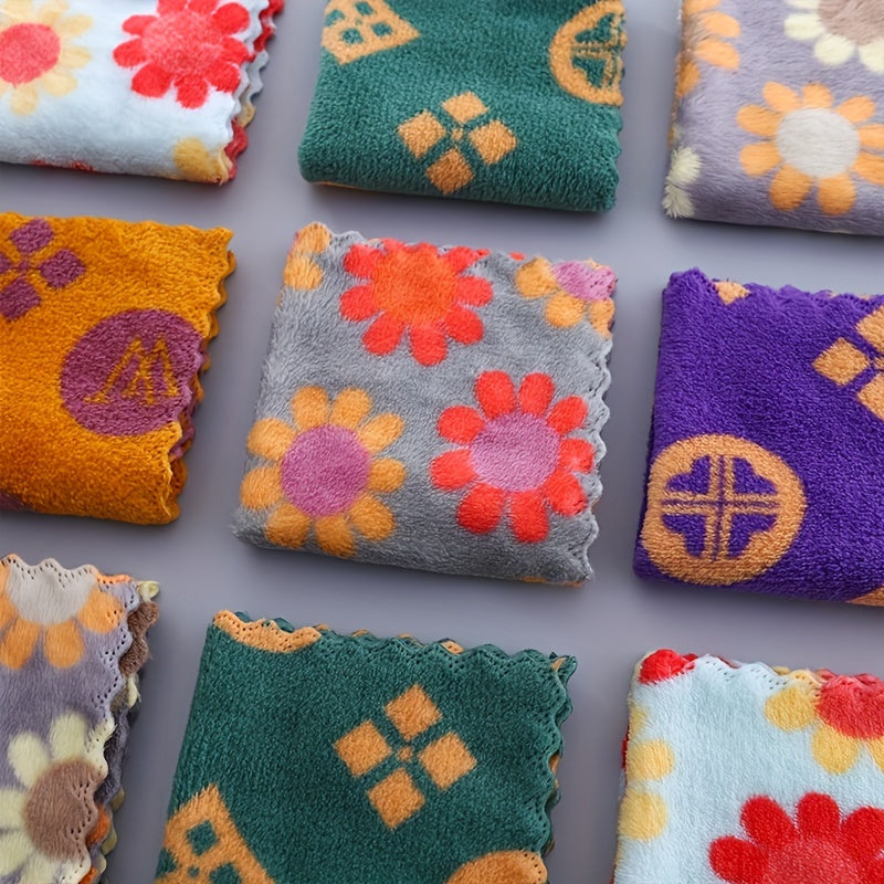 Floral Pattern Soft Coral Fleece Towel 9.8 Sq Ft Absorbent Thick for Bathroom Kitchen