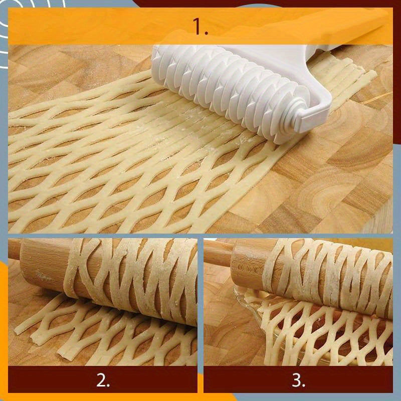 Plastic Pizza Dough Cutter with Lattice Roller Wheel Baking Tool for Pies
