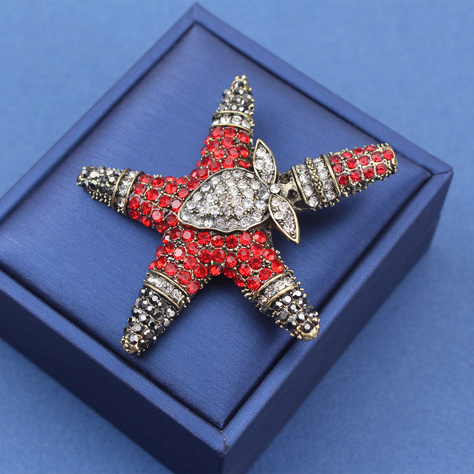 Vintage Santa Claus Brooch Pin Christmas Holiday Rhinestone Star-Shaped Accessory