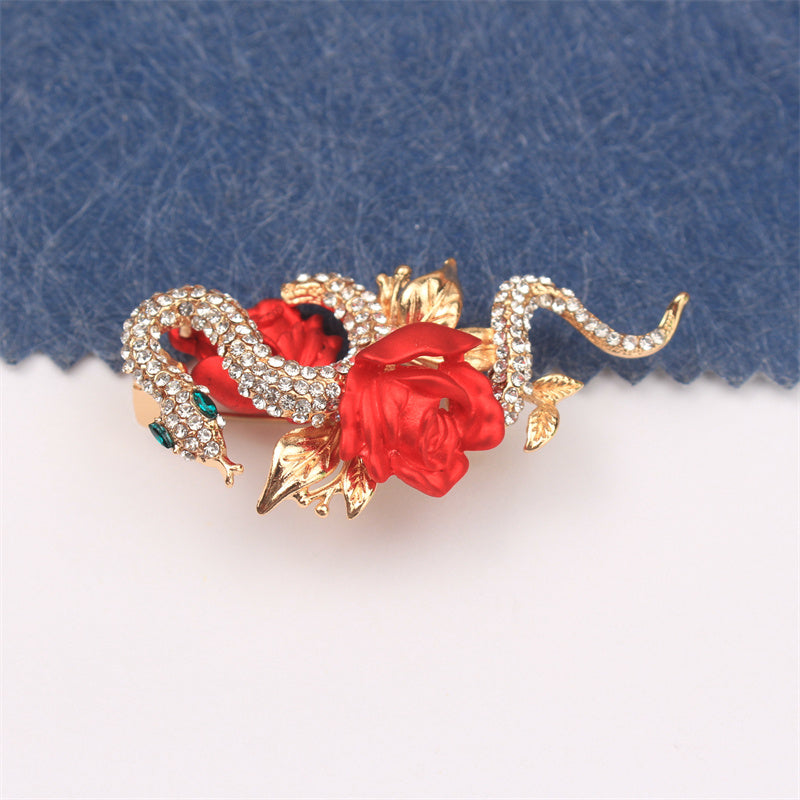 Rhinestone Serpent Brooch Animal-Inspired Jewelry for Clothes Purses Headwear