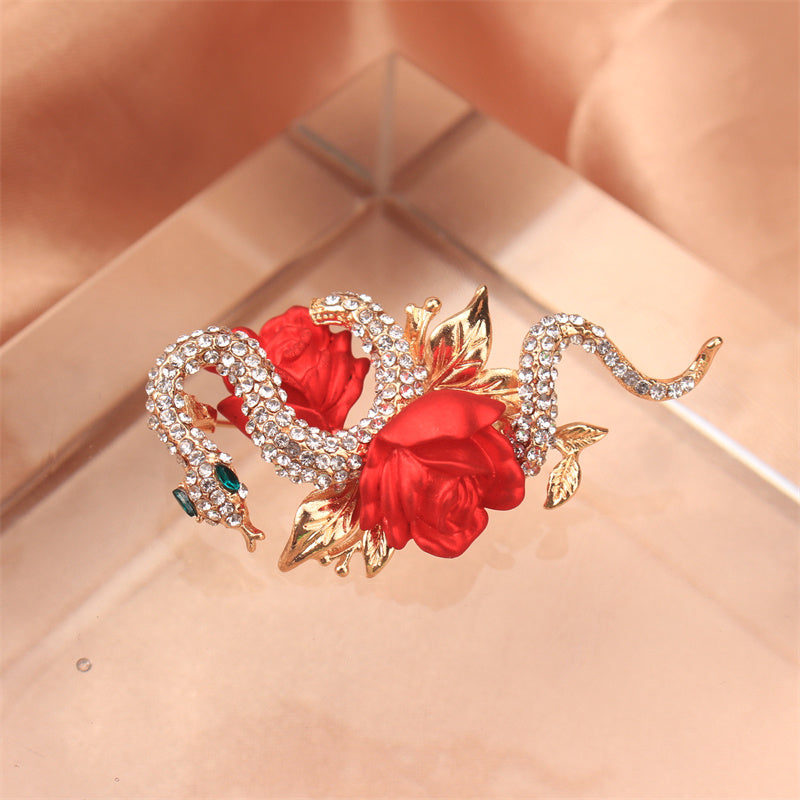 Rhinestone Serpent Brooch Animal-Inspired Jewelry for Clothes Purses Headwear