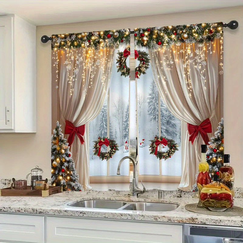 Два куска роскошных рождественских штор в европейском стиле с дизайном, украшенным золотыми элементами. Эти шторы полупрозрачные, имеют удобное отверстие для штанги и подходят для украшения гостиных, спален и офисов в течение
