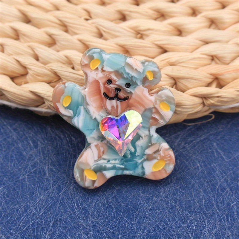 Acrylic Bear Brooch with Heart Gem, Animal Design, Stylish Clothing Accessory