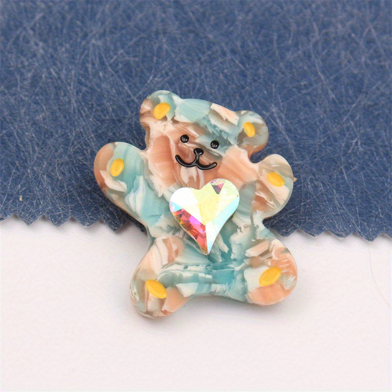 Acrylic Bear Brooch with Heart Gem, Animal Design, Stylish Clothing Accessory