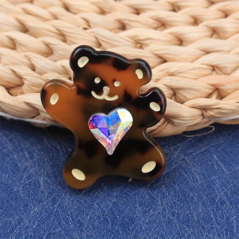 Acrylic Bear Brooch with Heart Gem, Animal Design, Stylish Clothing Accessory