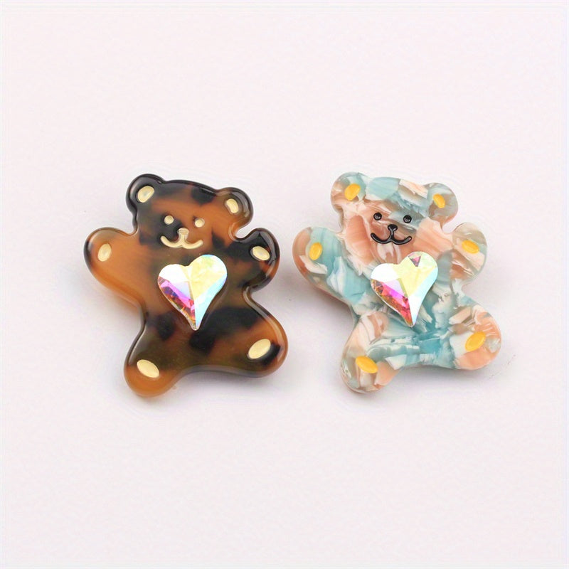 Acrylic Bear Brooch with Heart Gem, Animal Design, Stylish Clothing Accessory
