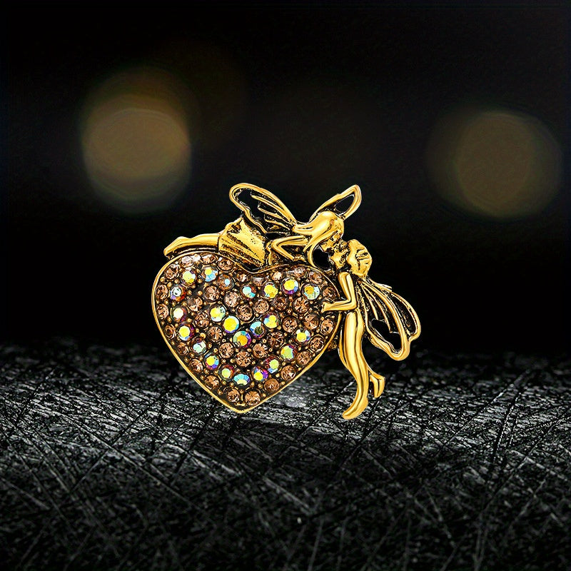 Брошь Ангел Купидон с сердцем из страз, милый новогодний значок для аксессуаров на пальто