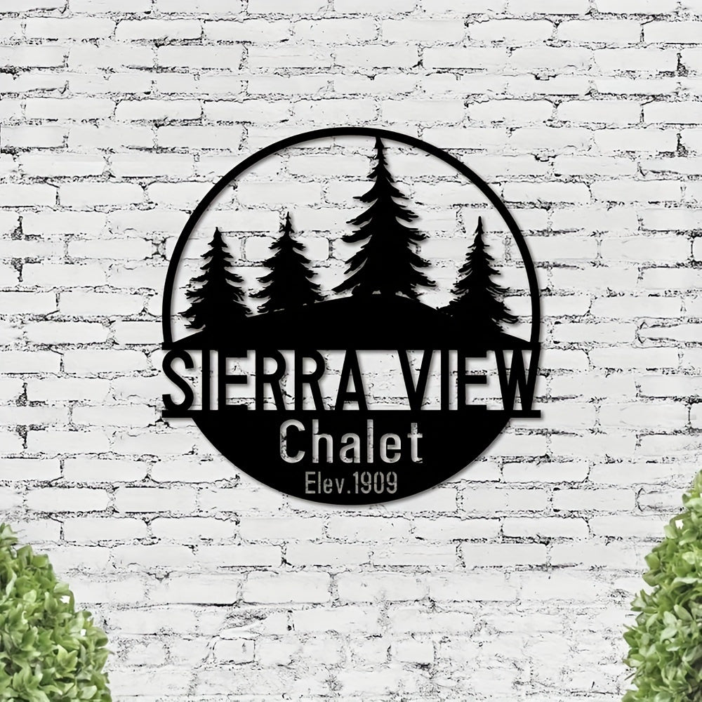 Sierra View Chalet-dan shaxsiylashtirilgan vintage temir qarag'ay daraxti devor san'ati - uyga sovg'a sifatida maxsus nomli qora metall osma bezak, dekorativ ochiq havoda porch devor bezagi, Thanksgiving eshik belgisi